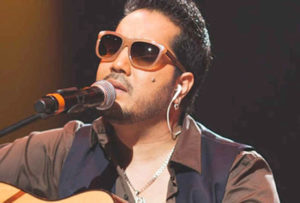 पंजाबी बॉलीवुड सिंगर को लाखों का झटका