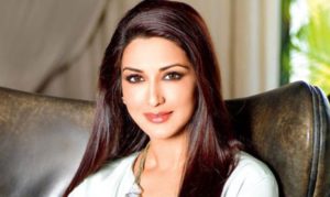 सोनाली बेंद्रे को हूआ कैंसर, इलाज के लिए गई अमरीका जाकर कटवाए बाल