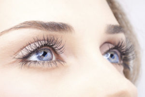 अगर हो आंखों में इंफेक्‍शन, इन 5 तरीकों से करें देखभाल