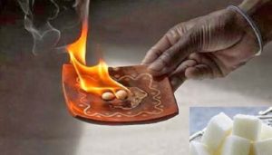 पूजा में इस्तेमाल के अलावा कपूर के 7 चमत्कारी फायदे