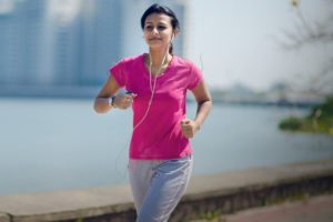 सुबह सुबह वॉक करने से होते हैं ये 10 फायदे