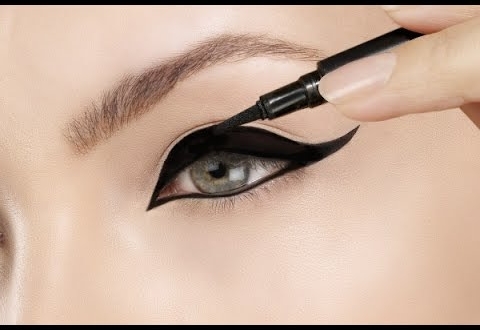 आईलाइनर लगाने के भी कई तरीके, आँखों को बनाते हैं अट्रैक्टिव beauty tips, eyeliner tips