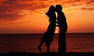 क्यों कभी खत्म नहीं होती पहली मोहब्बत की मिठास?