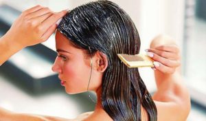 बालों के रफ़ लुक से हैं परेशान तो ऐसे करें कंडीशनिंग Beauty Tips