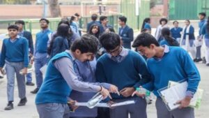 UP Board की 10वीं और12वीं कक्षा की परीक्षा आज से, 54 लाख स्टूडेंट्स दे रहे परीक्षा , कड़ी की गई सुरक्षा व्यवस्था।