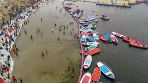 Mahakumbh में टला नाव हादसा , सेरेस्क्यू टीम ने बचाई 17 श्रद्धालुओं की जान।