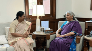 दिल्ली: मुख्यमंत्री Rekha Gupta की केंद्रीय वित्त मंत्री निर्मला सीतारमण से मुलाकात, इन विकास योजनाओं पर की चर्चा।