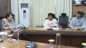 पाकिस्तानी नागरिकों को हरियाणा छोड़ने के आदेश: CM सैनी ने दिया 2 दिन का समय, मेडिकल वीजा वालों को 4 दिन की मोहलत।