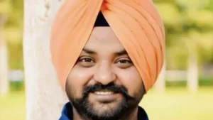 जनसंपर्क की दुनिया से सीएम कार्यालय तक, अब मिली नई पहचान — जानिए कौन हैं मनविंदर सिंह ?