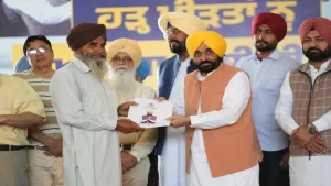 संकट में सच्चा नेतृत्व: Mann सरकार ने Flood Victims को दी सबसे ज़्यादा मदद, पूरे देश के लिए बनी मिसाल