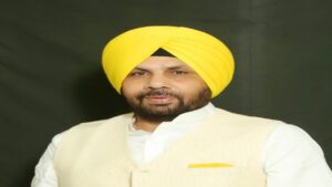 Cabinet Minister Harbhajan Singh ETO द्वारा PU Senate Election की तारीख न घोषित करने पर Central Government की आलोचना
