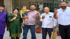 मोहाली में सिक्योरिटी गार्ड बना करोड़पति:₹200 के टिकट पर निकला डेढ़ करोड़ का इनाम; पंचकूला का रहने वाला