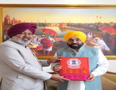 पंजाब की ‘आप’ सरकार ने बजट में अरविंद केजरीवाल और भगवंत मान द्वारा किया गया सबसे बड़ा चुनावी वादा पूरा किया