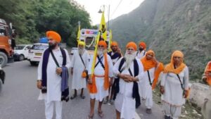 हेमकुंड साहिब यात्रा पर पंजाब से पहुंचे श्रद्धालुओं ने अफवाहों को बताया झूठा, बोले- उत्तराखंड में हर जगह मिला प्यार और सम्मान