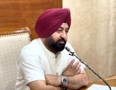 हरदीप सिंह मुंडियां ने 48 ज़िला सिस्टम मैनेजरों और सहायक सिस्टम मैनेजरों को नियुक्ति पत्र सौंपे
