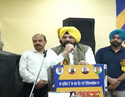 जंडियाला गुरु में 509 मेधावी विद्यार्थियों का सम्मान, हरभजन सिंह ETO ने बढ़ाया हौसला