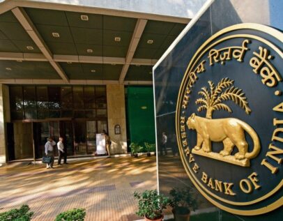 RBI ने लगातार तीसरी बार रेपो रेट 5.25% पर रखा, ब्याज दरों में नहीं किया कोई बदलाव