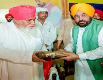 CM भगवंत मान ने डेरा सचखंड बल्लां में श्री गुरु रविदास जी बाणी अध्ययन केंद्र पर रखा नींव पत्थर