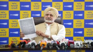 जुलाई में SGPC सेक्रेटरी के अकाउंट से बहरीन की महिला के अकाउंट में ₹1 लाख ट्रांसफर किए गए, हरजिंदर धामी बताएं कि संगत का पैसा कहां खर्च हुआ: बलतेज पन्नू