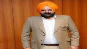 ‘दहेज का सामान’ अकाली नेता बिक्रम सिंह मजीठिया मुश्किल समय में एक साल के लिए अमेरिका भाग गया था: राजबीर सिंह घुम्मण